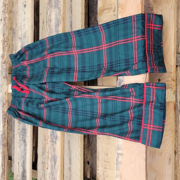 New! Hearth & Hand Kids' Tartan Plaid 2pc Pajama Set - Christmas / Holiday - Picture 5 of 7